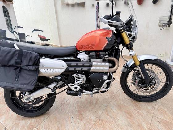 TRIUMPH SCRAMBLER 1200 XE 